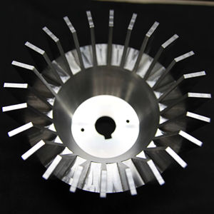 บริการงานกลึงซีเอ็นซีแบบกำหนดเอง DUC HOP - งานตัดลวดด้วยไฟฟ้าและงานเจาะรู ได้รับการรับรองมาตรฐาน ISO9001 สำหรับสแตนเลสและอะลูมิเนียม จากฮานอย - Product Image 1