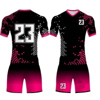 Tenues de football personnalisées pour hommes adultes, fabriquées au Pakistan, de haute qualité, en polyester/coton, respirantes et légères, à manches courtes