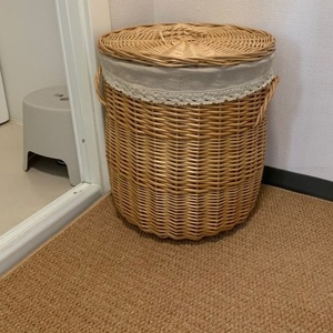 Nouveau design de panier de rangement rond pliable en rotin écologique pour les vêtements sales ou les aliments panier à linge moderne - Product Image 5