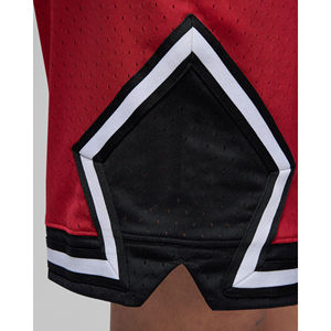 Vente en gros Shorts d'été pour hommes Extérieur Logo personnalisé Poches latérales à fermeture éclair Shorts en maille cargo pour hommes - Product Image 4