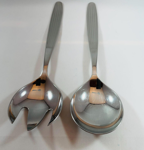 Vente en gros de couvre-salade à poignée design en acier inoxydable miroir réutilisable Lot de deux pour maisons, hôtels et restaurants - Product Image 3