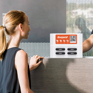 Estación de Carga Portátil Personalizable de 4 Ranuras Besiter BST-0264, Banco de Energía Compartido con Pantalla, Batería de Litio-Polímero, Salida de 90W - Product Image 3