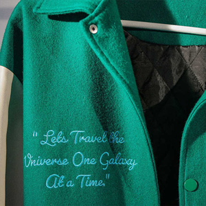 Chaqueta universitaria transpirable de talla grande para invierno, Mangas de cuero de alta calidad, chaqueta universitaria de lana de béisbol para unisex - Product Image 3