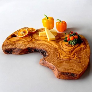 Tabla de Cortar de Madera con Forma Única, Tabla de Diseño Elegante, Perfecta para Exhibición en la Cocina y para Regalos, Venta al por Mayor desde India - Product Image 2