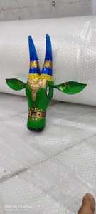 Tête de vache en bois rouge et vert peinte à la main et faite à la main, idéale pour la revente pour les magasins de décoration intérieure - Product Image 6