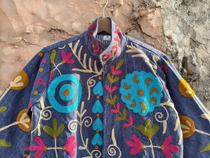 Handcrafted Suzani Denim Jacket: Boho Floral Embroidered Outerwear - Product Image 4