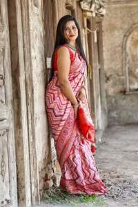 ชุดส่าหรีผ้าไหมโดลาชุดแฟนซีเสื้อเบลาส์พร้อมเสื้อเบลาส์คุณภาพสูง - Product Image 3