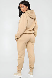 Conjunto de chándal de Jersey de mujer personalizado OEM, traje de invierno de 2 piezas con color personalizado e impresión - Product Image 3