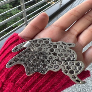 Dragon de dessin animé personnalisé entièrement glacé Hip Hop pendentif rond brillant Moissanite diamants bijoux fins pendentifs et breloques - Product Image 6