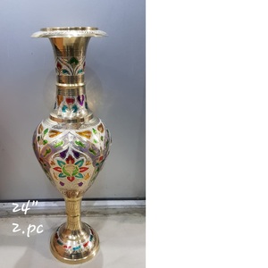 Vase à fleurs en métal fabriqué à la main facile à déplacer canapé côté chevet décoratif luxe en laiton Vase à fleurs or royal polonais belle qualité - Product Image 2