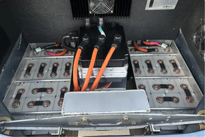 Vehículo Usado a Precio Accesible - Volante a la Izquierda |   Volante a la derecha |   1976 P O R S C H E 912E EVVV CONVERSIONES - Product Image 4