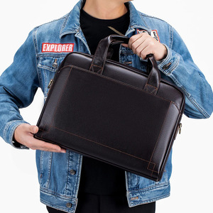 Mochila para Portátil Unisex de Cuero Genuino con Puerto de Carga USB, Cierre de Cremallera, Impermeable, Elegante, Maletín Profesional para Oficina - Product Image 3