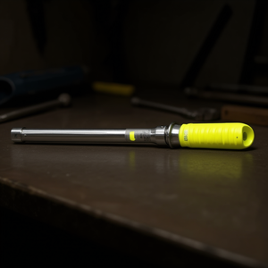 Usag Click-Type Torque Wrench <b>with</b> High Visibility Yellow Paint Durable and Easy to Use - Product Image 3