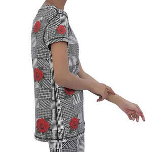 Camisetas de mujer de calidad premium en camisetas de mujer de impresión de sublimación personalizadas sostenibles transpirables de alta calidad - Product Image 5