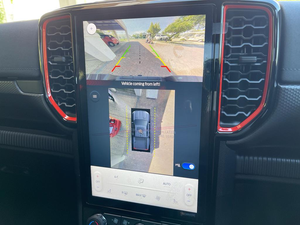 SUV de Doble Cabina Todoterreno 4x4 de Alto Rendimiento, Transmisión Automática, Volante a la Izquierda, Neumáticos Todoterreno R18, Suspensión Reforzada - Product Image 6