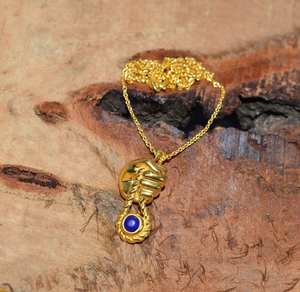 Collier pendentif main en lapis-lazuli, argent sterling 925, plaqué or 14 carats, bijoux en pierres précieuses faits à la main - Product Image 1