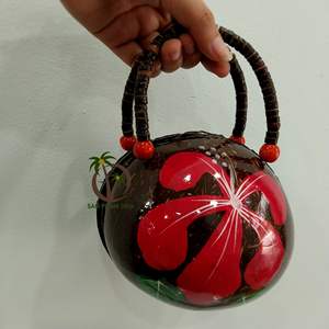ECO FRIENDLY COCONUT BAG NATURAL COCO SHELL BAG y BOLSO DE MANO para MUJER/BOLSOS DE PLAYA VIETNAM - Product Image 1