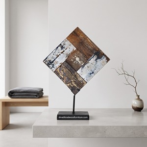 Sculpture Art Déco Carrée en Bois Faite à la Main DIVADI sur Support Métallique Noir, Décoration de Table pour la Maison, 40 cm, Haute Qualité - Product Image 2
