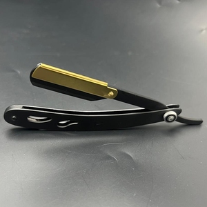 Rasoir droit de barbier doré et noir avec lame remplaçable Couteau de barbier professionnel de haute qualité Logo personnalisé - Product Image 1