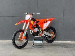 Motocicleta 450 SX-F 2026 - Product Image 2