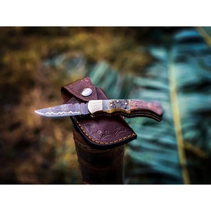 Couteau de poche en acier damas fait à la main de haute qualité avec gaine en cuir cadeau parfait pour Camping père OEM & ODM pris en charge - Product Image 4
