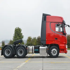 Dongfeng Tianlong ağır kamyon 6x4 traktör kamyon 550HP LHD römork kafa manuel şanzıman dizel yakıt verimli kararlı