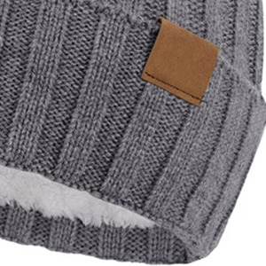 Bonnets unisexes élégants et chauds en acrylique doux Parfait pour l'hiver, mode décontractée ou marque promotionnelle - Product Image 6