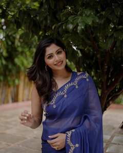 เสื้อเบลาส์ผ้าซาตินแบบไม่มีตะเข็บผ้าโปร่งบางเนื้อนุ่มหรูหราพร้อมด้วยงานฝีมือที่ประณีตแบบดั้งเดิม - Product Image 4