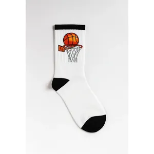 Lot de 3 chaussettes de basketball automne 100 % coton, coupe mi-haute, imprimées numériquement, brodées, antibactériennes pour joueurs de basketball - Product Image 2