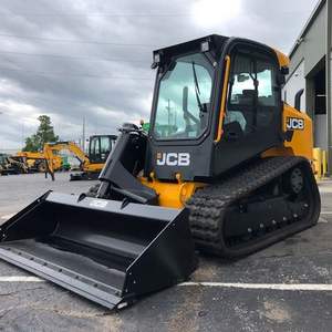 Chargeuse compacte sur pneus JCB 2TS-7T robuste, diesel, 4x4, avec chargeur frontal et pelle arrière, machine de construction certifiée, garantie disponible - Product Image 1