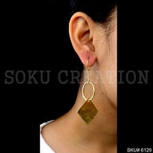 Pendiente de diseñador hecho a mano con alambre de oreja chapado en oro, joyería de latón de moda con ajuste de bisel para estilo cristiano SKU6129 - Product Image 2