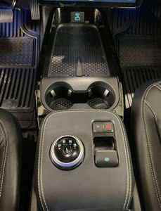 SUV Eléctrico de Alto Rendimiento 2024 con Bajo Kilometraje, Doble Tracción AWD e Interior de Alta Gama, MÁS VENDIDO ACCEL. RANGO DE 601-700 km 200-250 kW - Product Image 2