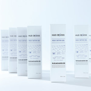 Holy K-BEAUTY Gel Limpiador Facial Suave Detox Herbal Purity con Vitamina B5, Ácido Lactobiónico, Ácido Hialurónico y Ceramida Antienvejecimiento - Product Image 5