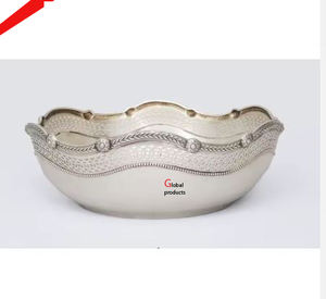 Bol de service design en aluminium doré à l'aspect gaufré avec poignée pour restaurant et bar d'hôtel - Product Image 4