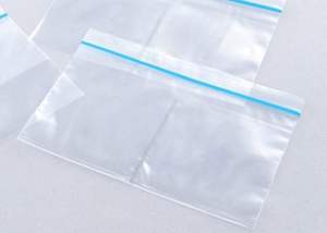 Vietnam Factory's Sale Cheap Transparent Zip Lock Bag Custom Packaging Zip Lock Poly Bag 17*25cm Zip Bags Custom - Product Image 6