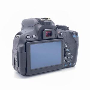 กล้องดิจิตอล SLR ระดับมืออาชีพ 18MP พร้อมเลนส์ 70-300 มม. F4-5.6 จำนวนชัตเตอร์ 36.9K วินาที ถ่ายวิดีโอ HD 4K ใช้งานน้อย เหมาะสำหรับการถ่ายภาพด้วยกล้อง DSLR - Product Image 2