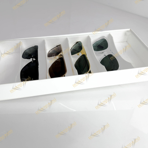 Exhibidor de Acrílico Transparente para Gafas de Sol y Óptica, Diseño para Tiendas de Óptica - Product Image 1