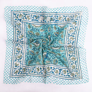 Bandana en coton imprimé multifonctionnel élégant pour hommes, femmes, unisexe, foulard pour la tête, utilisation en extérieur, écologique, doux et confortable - Product Image 4