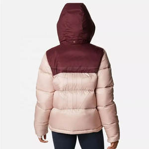 Veste matelassée imperméable respirante en tricot pour femmes, pour l'hiver, à capuche, pour usage extérieur, logo personnalisé, nylon/polyester, haute qualité, vente en gros - Product Image 2