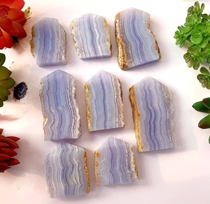 Tranches d'agate bleue claire naturelle polies, formes libres, pour décoration artistique, collectionnisme et Feng Shui - Product Image 5