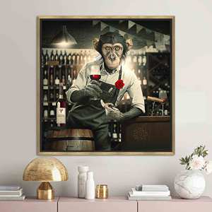 Décoration de bar personnalisée : Impression sur toile Banksy Monkey Bartender, TOILE ENCADRÉE DORÉE - Product Image 1