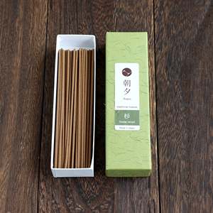 Varillas de Incienso Tradicionales de Madera de Cedro 20g - Product Image 2