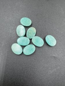 Piedra preciosa suelta de amazonita de calidad garantizada, corte de cabujón de forma ovalada, fabricación de joyas verdes, usos, piedra preciosa de amazonita Natural a la venta - Product Image 2