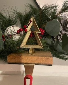 Porte-bas suspendu Design Triangle doré Accessoires de fête de Noël pour la maison Meilleur prix Porte-bas Forme de maison - Product Image 3