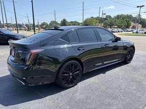 Cadillac CT5-V AWD 4dr Sedán Automático de 8 Velocidades, Motor Turbo, Asientos de Cuero, Neumáticos R18, Control de Crucero Adaptativo, Luz Izquierda, Usado en Buen Estado - Product Image 2