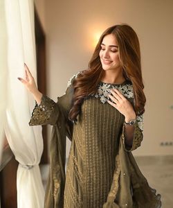 นวมคลุมหน้าสไตล์อินเดียปากีสถานพร้อมทําชุดผ้าฝ้ายผู้หญิงเย็บชุดผู้หญิงที่สง่างาม - Product Image 2