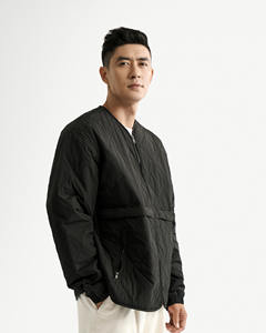 Veste matelassée pour homme de haute qualité 100% polyester Respirante Col en V Manches longues Coupe ample Design uni Taille personnalisée Hiver - Product Image 1