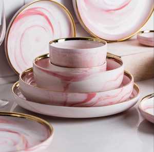 Assiette à dessert en céramique rose de luxe, écologique, esthétique, plateau rond en pierre, rose blush, résistant au congélateur, décoration de cuisine - Product Image 2