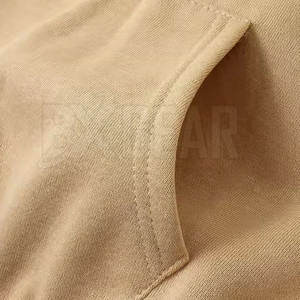 Sweat à capuche décontracté élégant pour hommes avec tissu doux et ajustement confortable pour un usage quotidien adapté aux activités intérieures et extérieures - Product Image 6