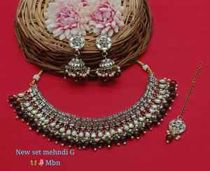 Conjunto de joyas chapadas en oro Kundan tradicional indio y conjunto de collar de cobre para mujeres y niñas accesorios indios joyería Mujer - Product Image 1